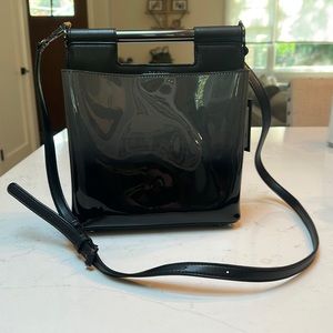 NEVER WORN DKNY URSA MEDIUM BLACK AND GREY OMBRÉ BUCKET BAG